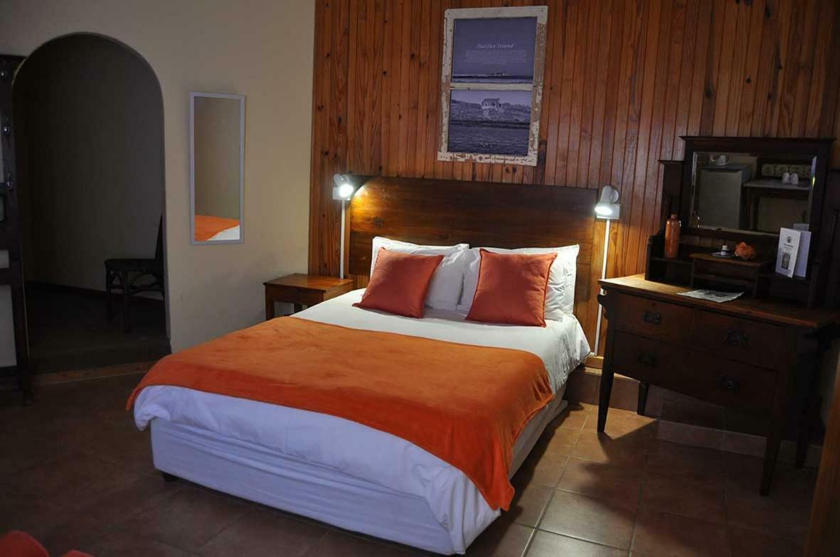 Obelix Guesthouse Людериц Экстерьер фото